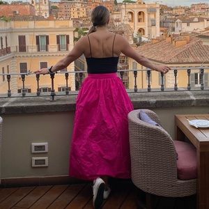 Zara hot pink skirt with slit & pockets